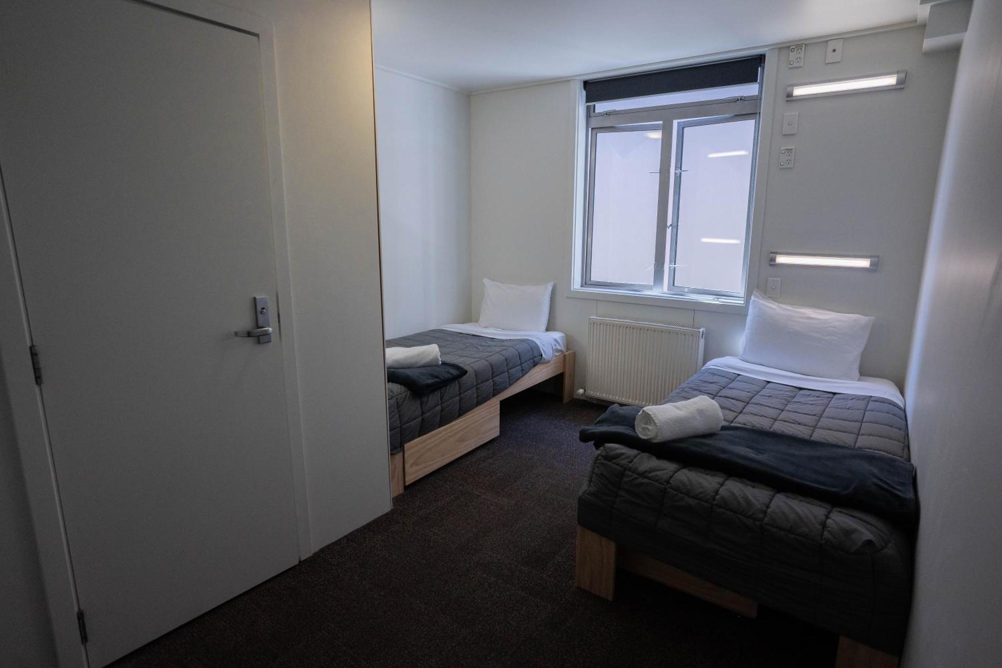 The Brownston Hostel Wanaka Exterior photo